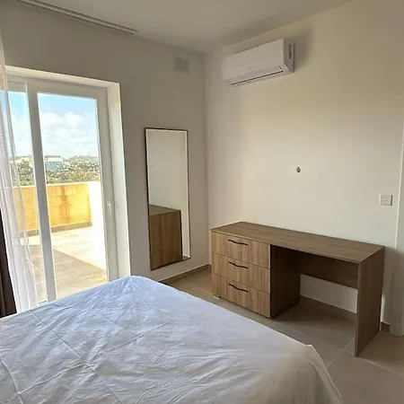 The Valley Collection - A17 * Xagħra