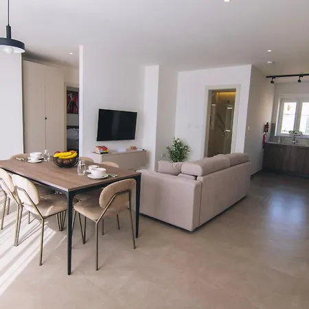 The Valley Collection - A17 Apartment