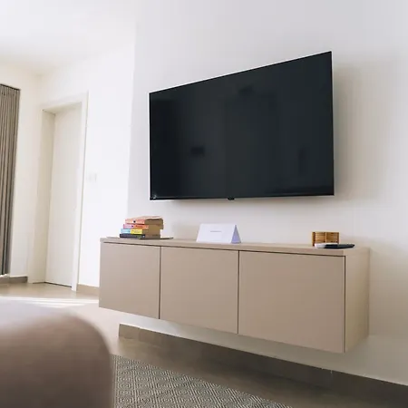 The Valley Collection - A17 * Xagħra