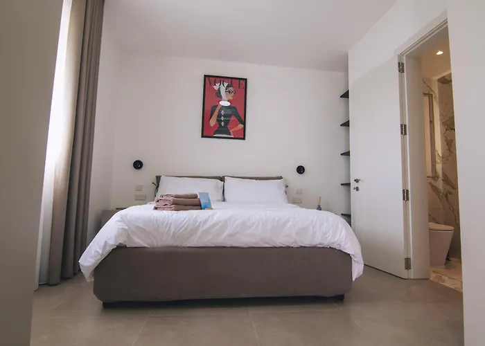 The Valley Collection - A17 Xagħra